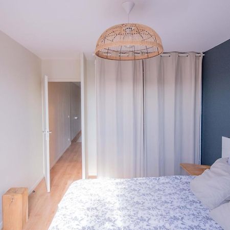 Апартаменты Machouart Le Duplex -Parking Gratuit Equipee Commodites- Обервилье Экстерьер фото